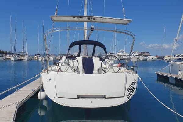 Sun Odyssey 449 (Hallyday)